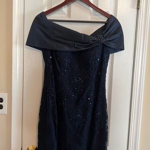 Rickie Freeman/Teri Jon navy lace overlay gown.